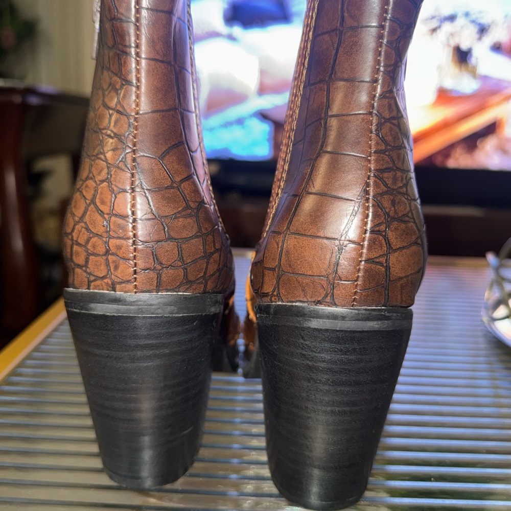 ASOS Women's Textured Brown Heeled Boots - Picture 6 of 14